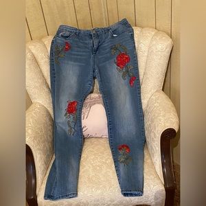 Size 10 Rose Patch Vintage America Jeans